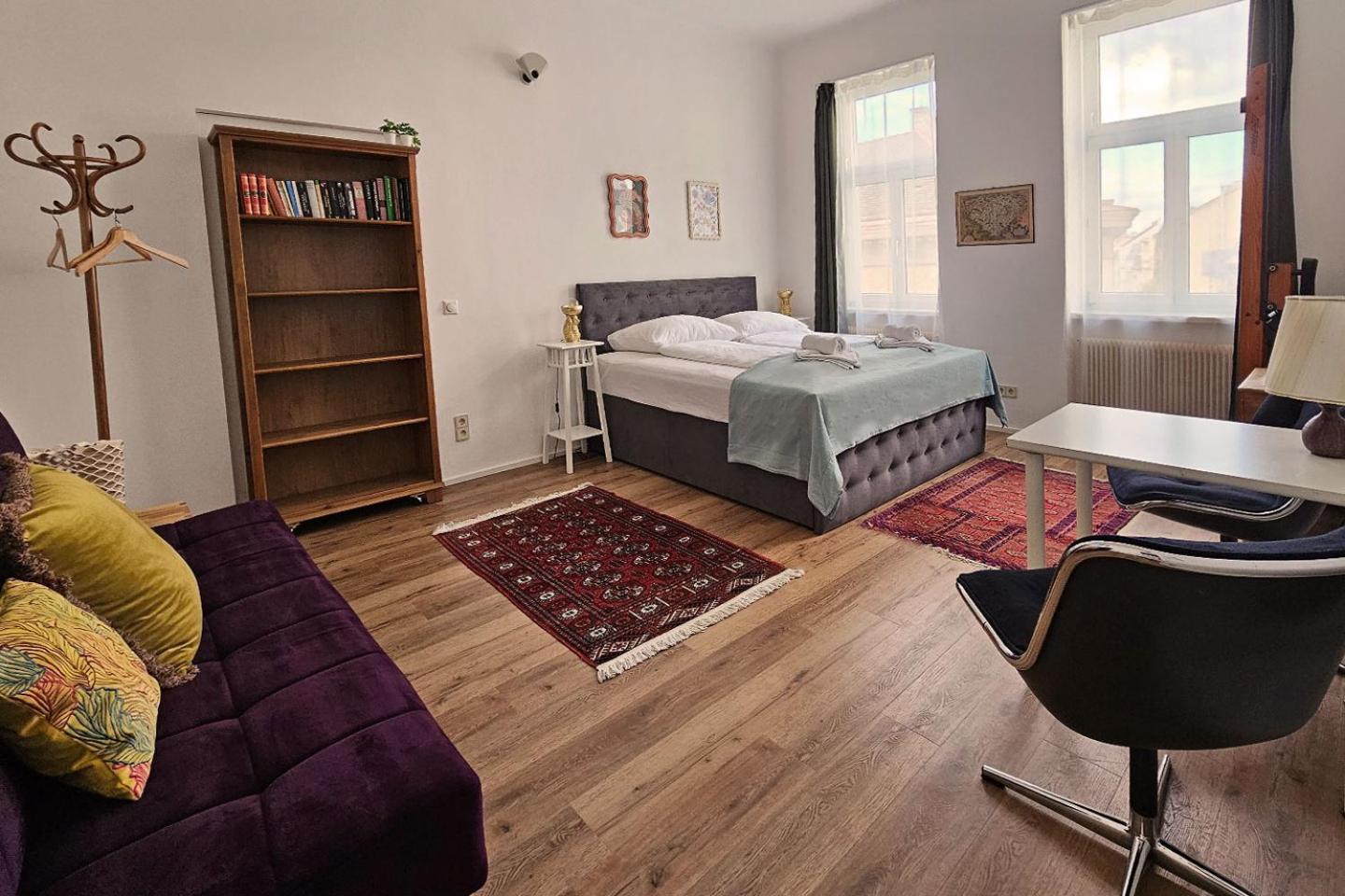 Vienna Palm Apartments Buitenkant foto