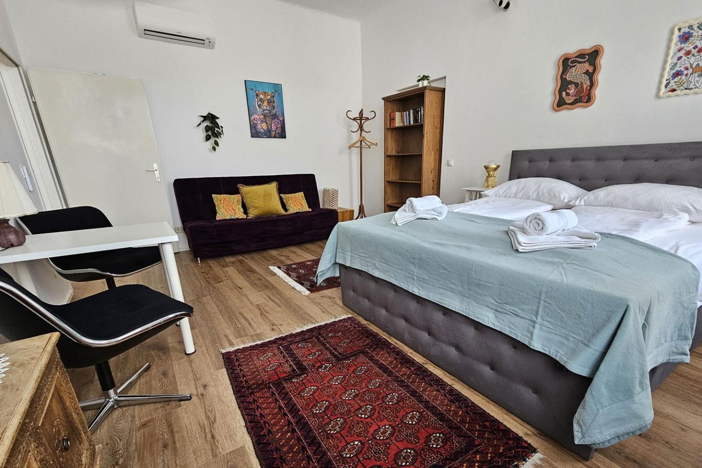 Vienna Palm Apartments Buitenkant foto